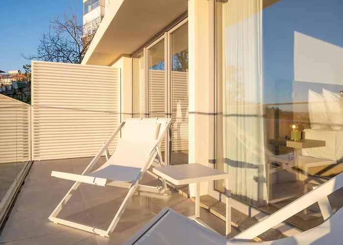 公寓 Fervenca Boutique Palace 加亚新城